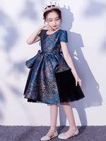 Short blue ball gown for little girl