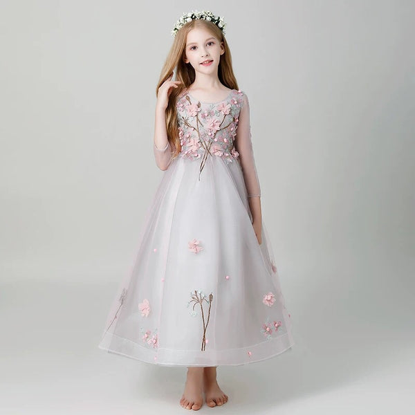 Middle sleeve embroidered appliqué kid's gown