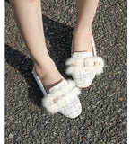 Winter flat shoes